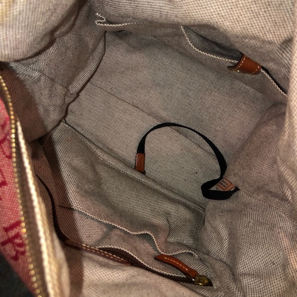 Dooney and Bourke Smith Bag - Picture 4 of 4